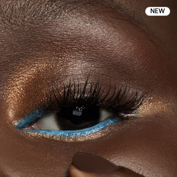 💕 JINGLE BALL BRONZE a MAC EYESHADOW. **NEW: 50% OFF RETAIL. LMTD Qty!** - Picture 4 of 7